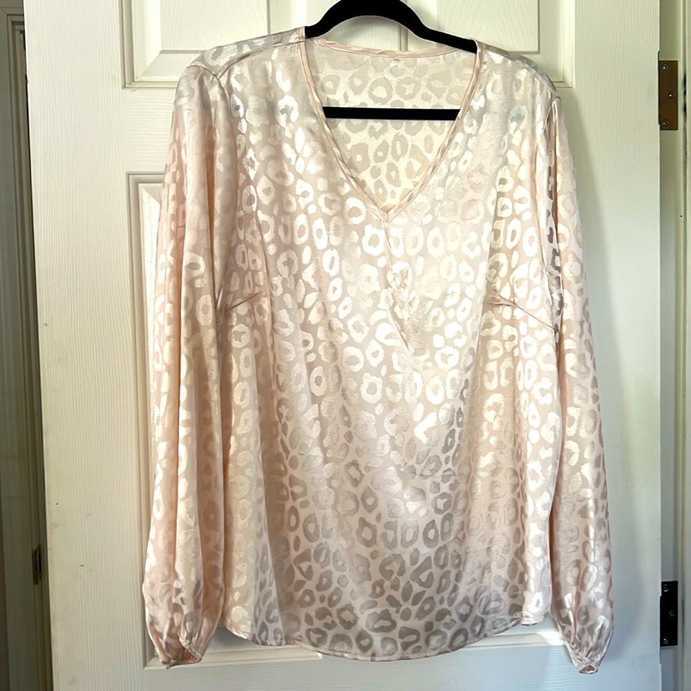NWOT. Cheetah print blouse!